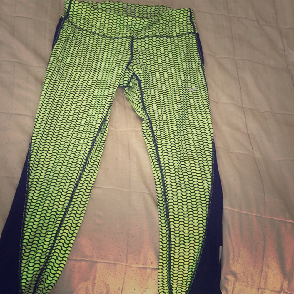 Neon Nike running leggings